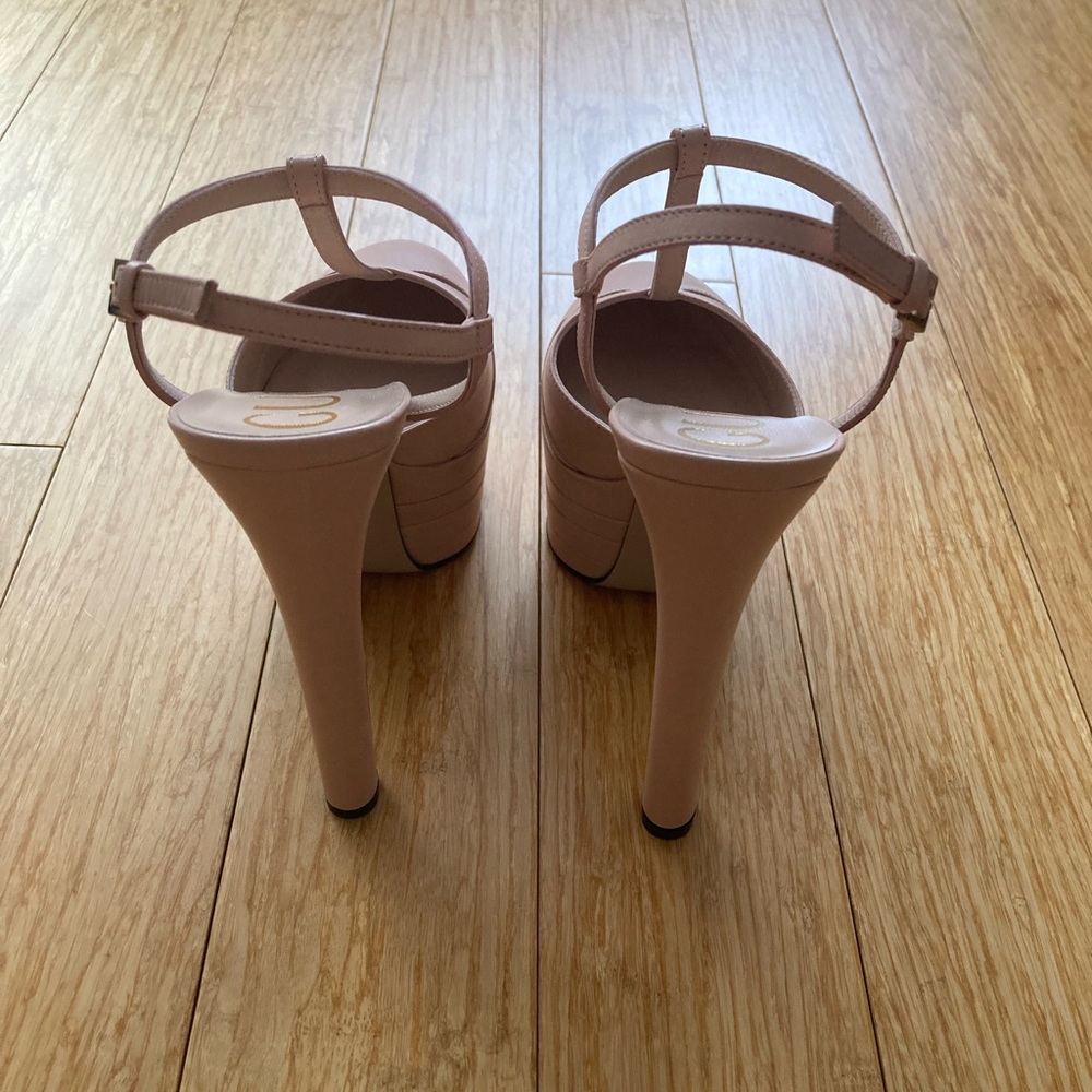 Gucci Malaga Kid Angel T-strap Platform Pumps - Picture 3 of 4